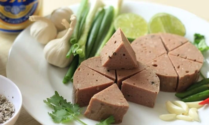 Giò ngựa là món ăn thích hợp cho những bữa tiệc gia đình hoặc dịp lễ Tết