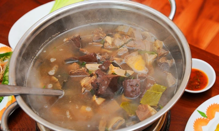 Thắng cố ngựa - món ăn cổ truyền của người vùng cao