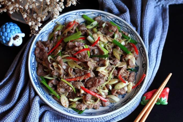 Món ăn nhiều màu sắc sẽ giúp mâm cơm thêm phần hấp dẫn