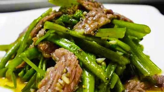 Món ăn thịt ngựa xào vậy là đã hoàn thành rồi