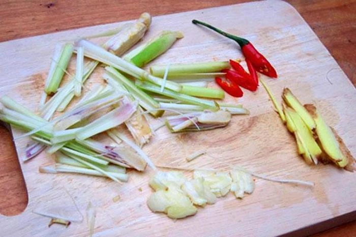 Thái và sơ chế các nguyên liệu