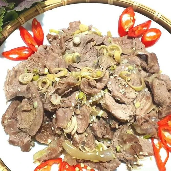 Vậy là món thịt ngựa hấp đã hoàn thành rồi